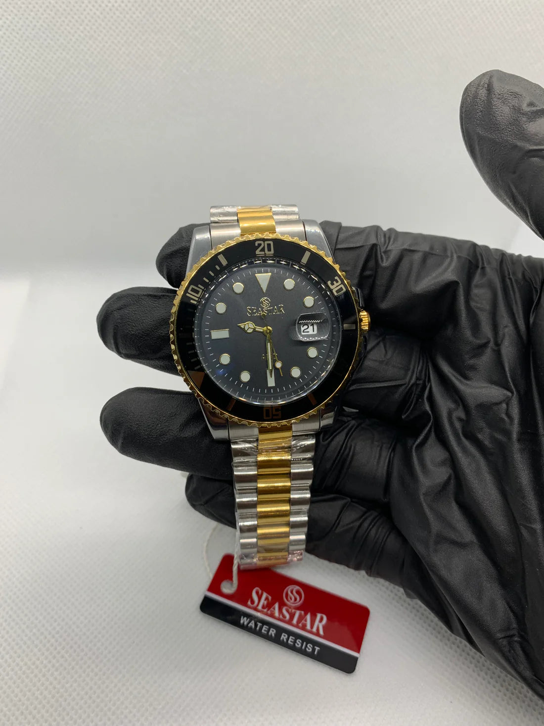 Seastar Two-Tone Rotatable Dial Watch